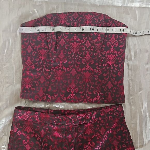 Le Chateau Ladies 2 Piece Jaccard Croset Top & Flare Pants Ruby Red & Black Med - Picture 6 of 16